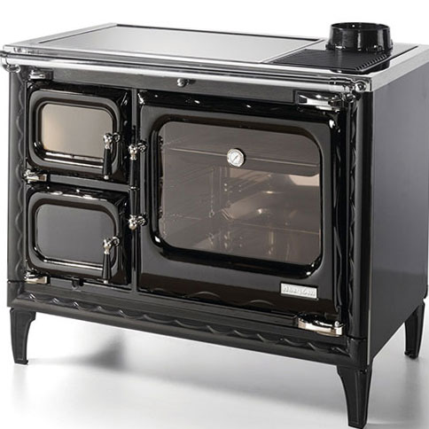 Old fashioned cooking stoves in Highland WI and Spring Green WI